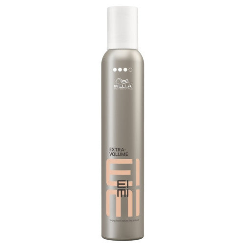 Wella Professional EIMI Extra Volume - Kietiklis, suteikiantis apimties ir stiprios fiksacijos plaukams