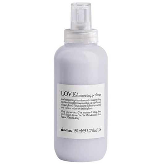 Davines Essential Haircare Love Smoothing Perfector – lengvas serumas su termine apsauga nepaklusniems ir slenkantiems plaukams